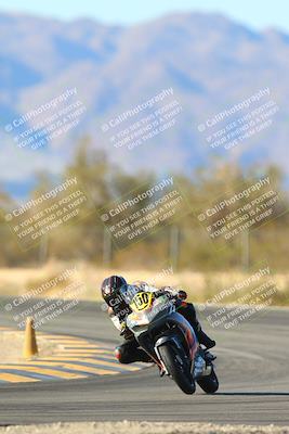 media/Jan-10-2025-CVMA Friday Practice (Fri) [[489e0da257]]/Group 4 and Trackday/Session 5 (Turn 7)/